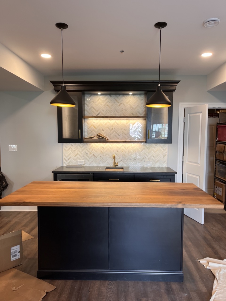 Finished Basement Wet Bar